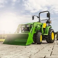Da John Deere un nuovo trattore compatto