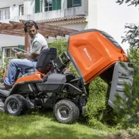 Husqvarna rc 320ts awd, erba compatta in tempo reale