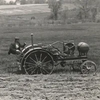 100 anni di trattori John Deere