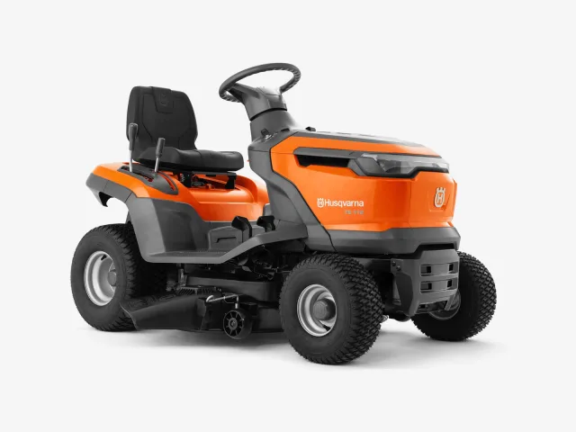 Il trattorino di Husqvarna per grandi prati aperti