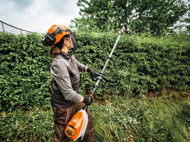 Tagliasiepi Stihl HLA 140 B e HLA 140 K-B